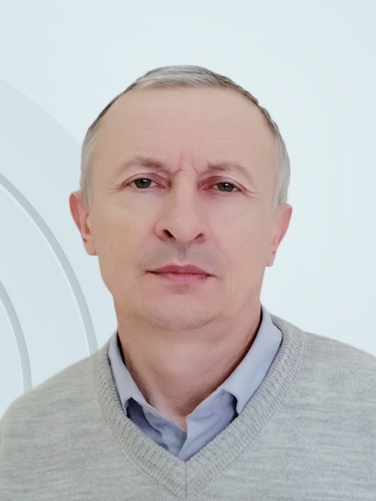 Буряков Олег Николаевич.
